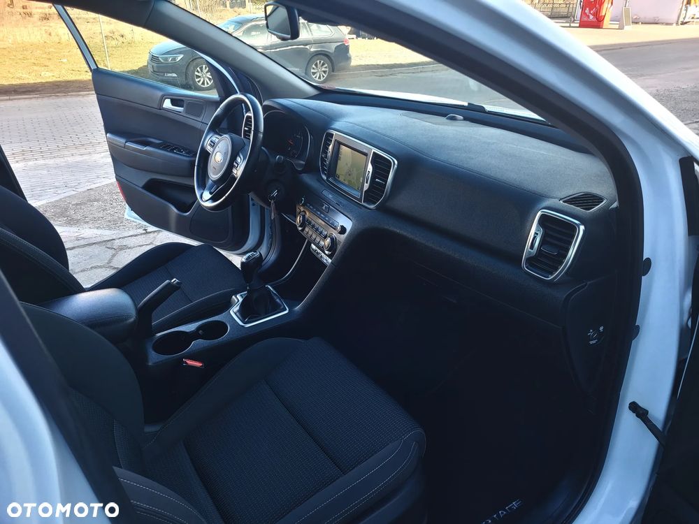 Kia Sportage 2,0 CRDI 2WD Vision - 17