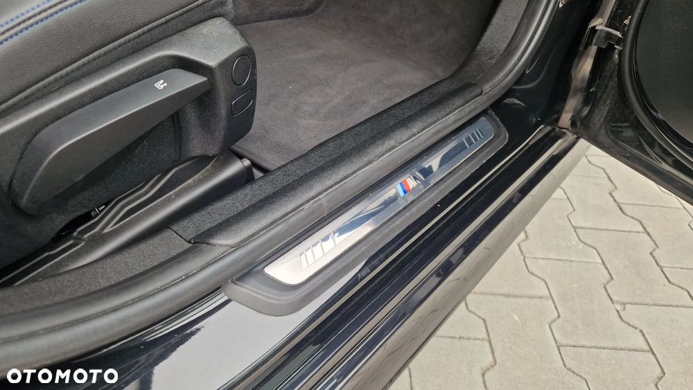 BMW Seria 3 320d Edition M Sport Shadow - 9