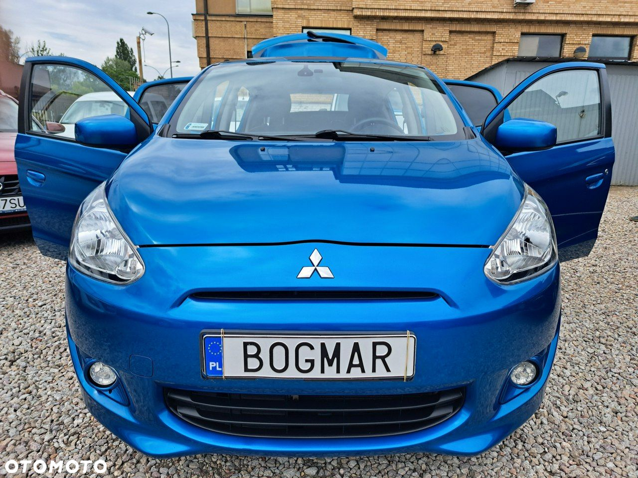 Mitsubishi Space Star - 10