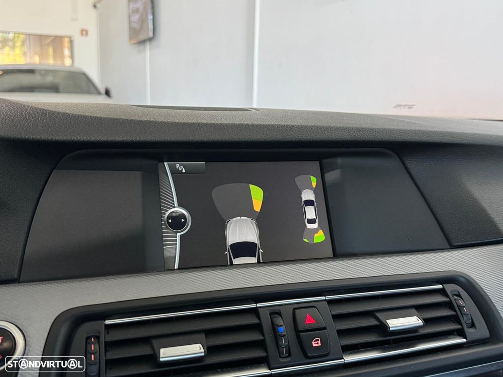 BMW 520 d Pack M - 28