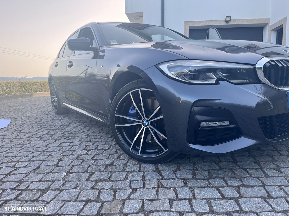 BMW 330 e Auto - 4