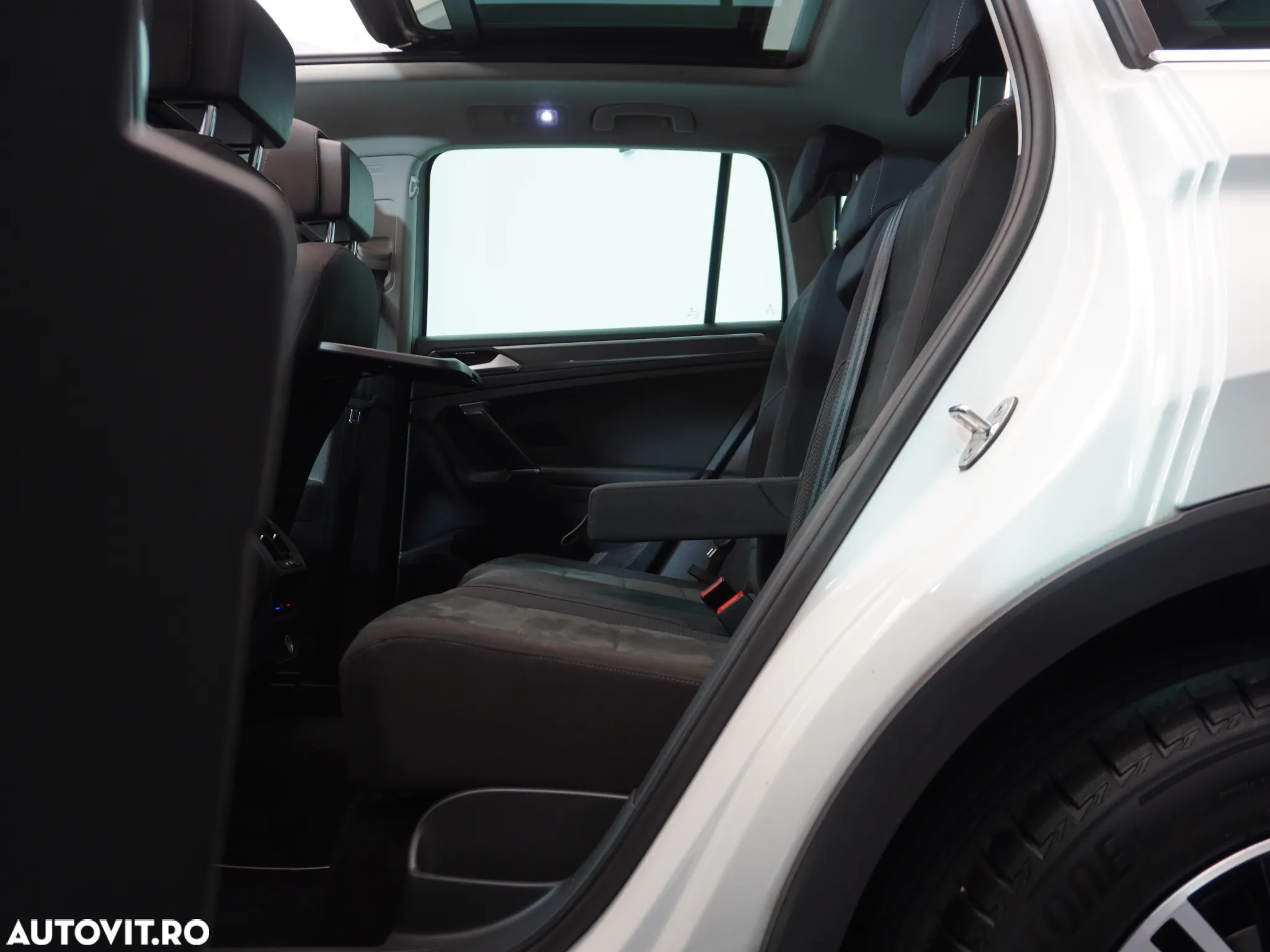 Volkswagen Tiguan 2.0 TDI SCR DSG Elegance - 21