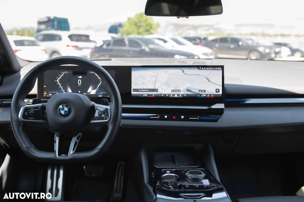 BMW Seria 5 520d xDrive Aut. - 38