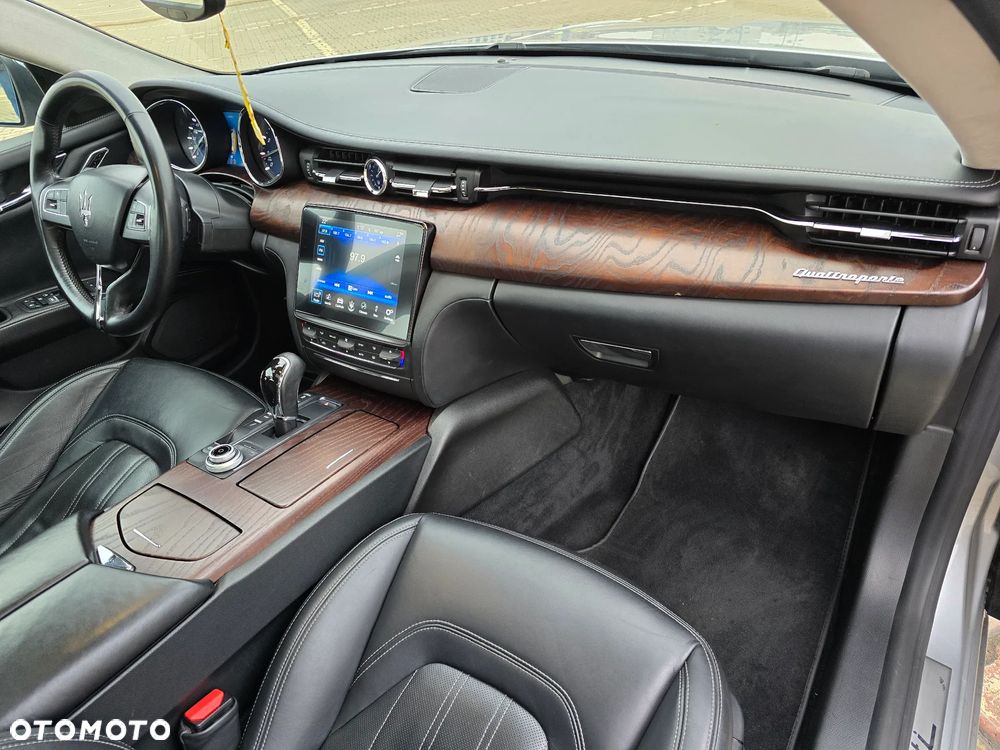 Maserati Quattroporte GranLusso S - 15