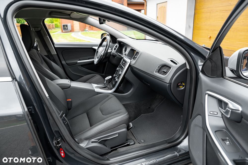 Volvo V60 - 22