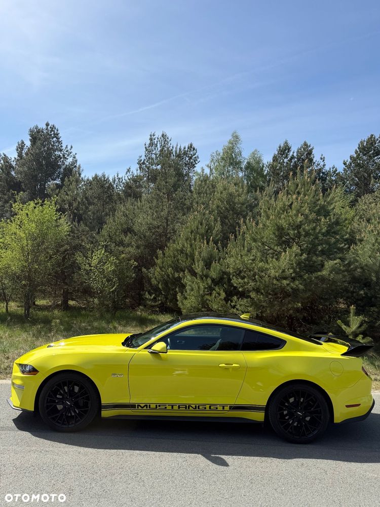 Ford Mustang - 9