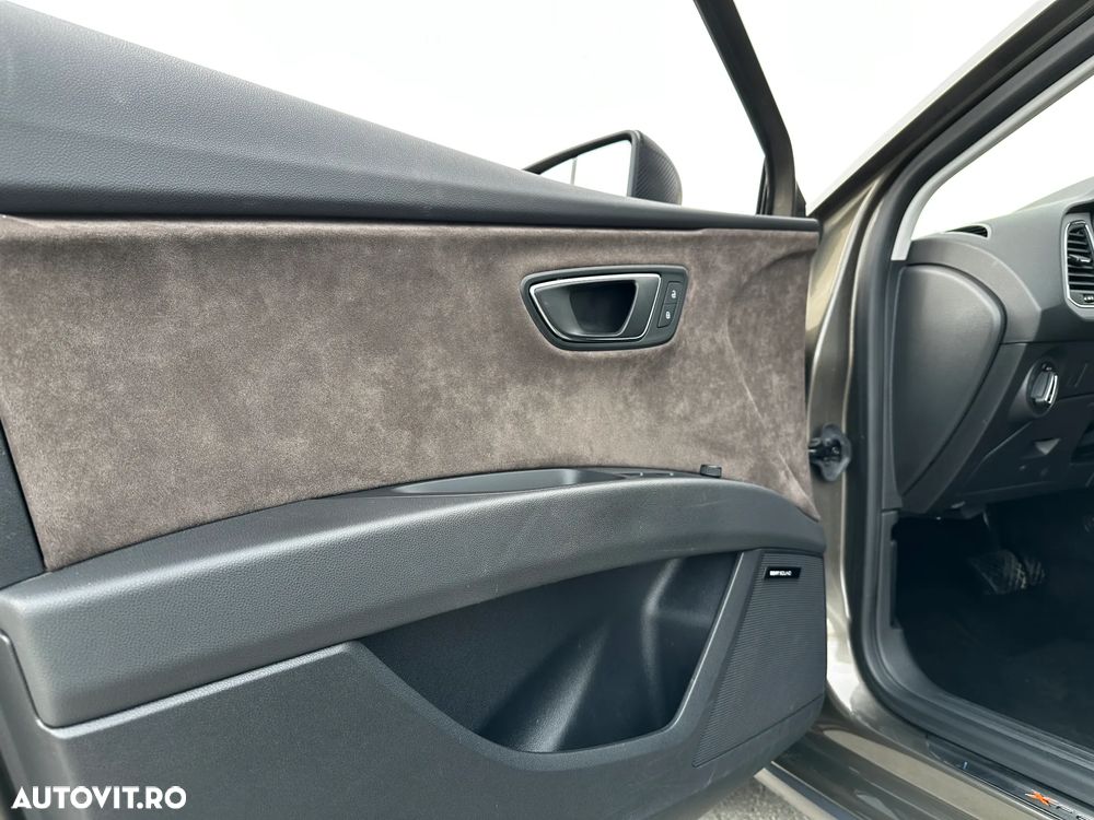 Seat Leon 2.0 TDI Start&Stop 4DRIVE DSG X-Perience - 17