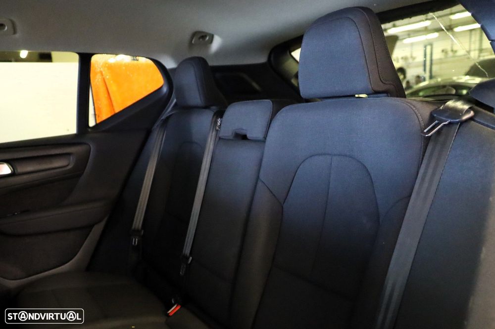 Volvo XC 40 1.5 T4 PHEV Essential - 11