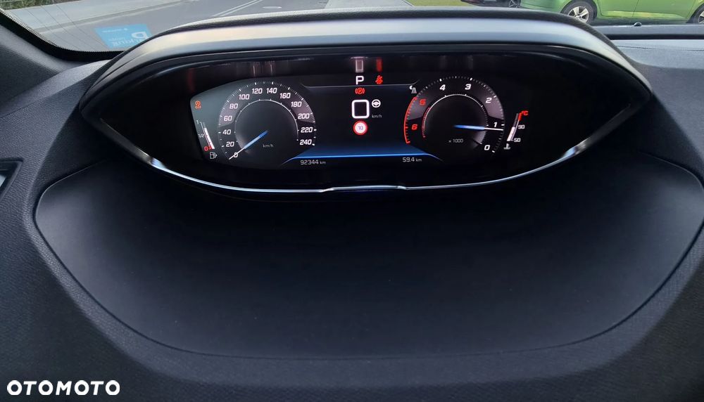 Peugeot 5008 2.0 BlueHDi GT Pack S&S EAT8 - 12