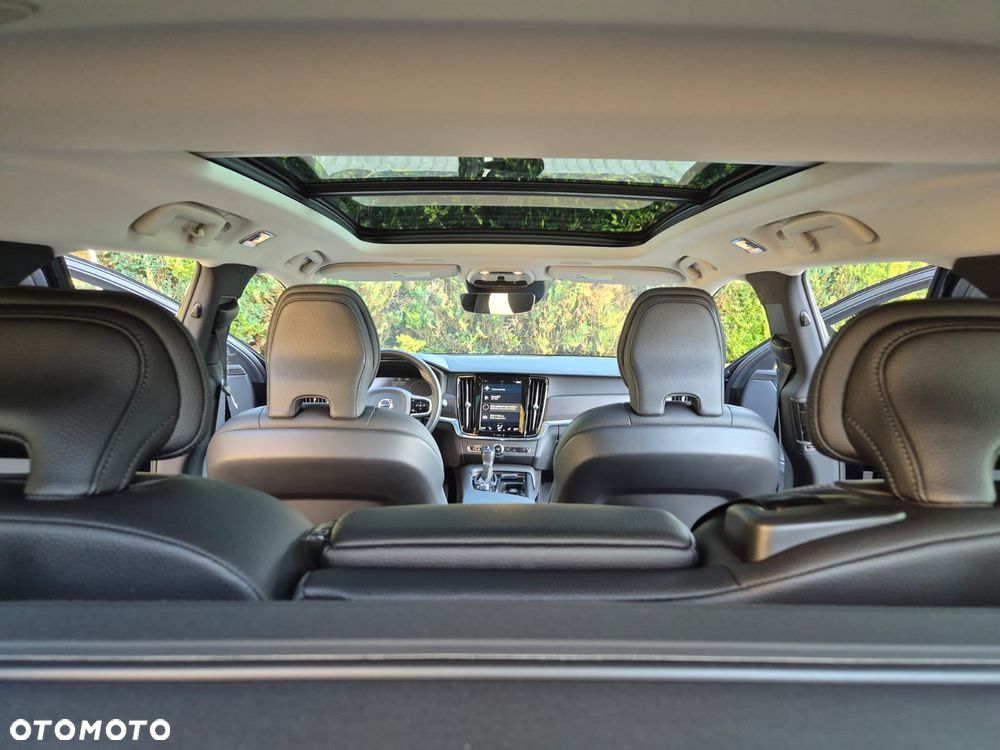 Volvo V90 Cross Country T6 AWD - 14