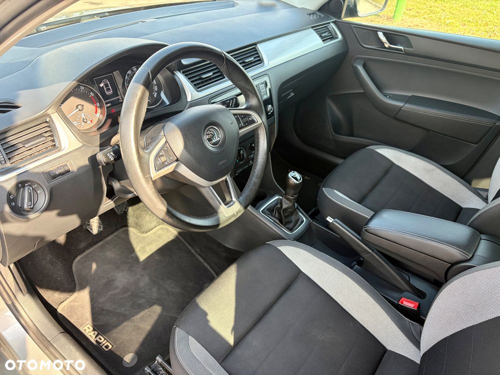 Skoda RAPID 1.2 TSI Ambition - 7