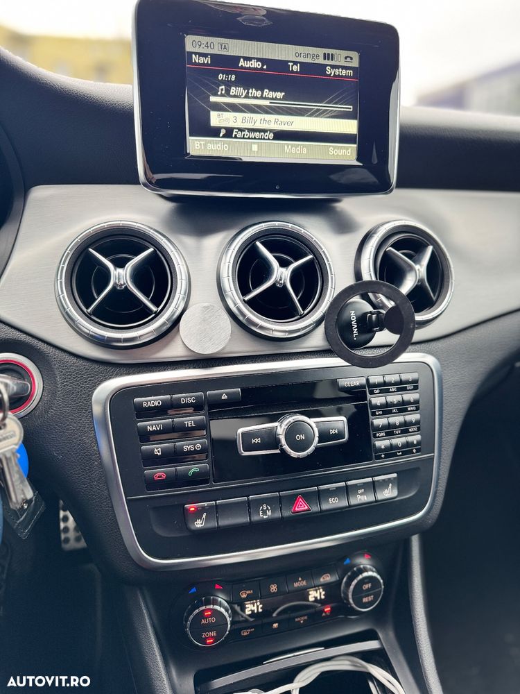 Mercedes-Benz CLA - 13