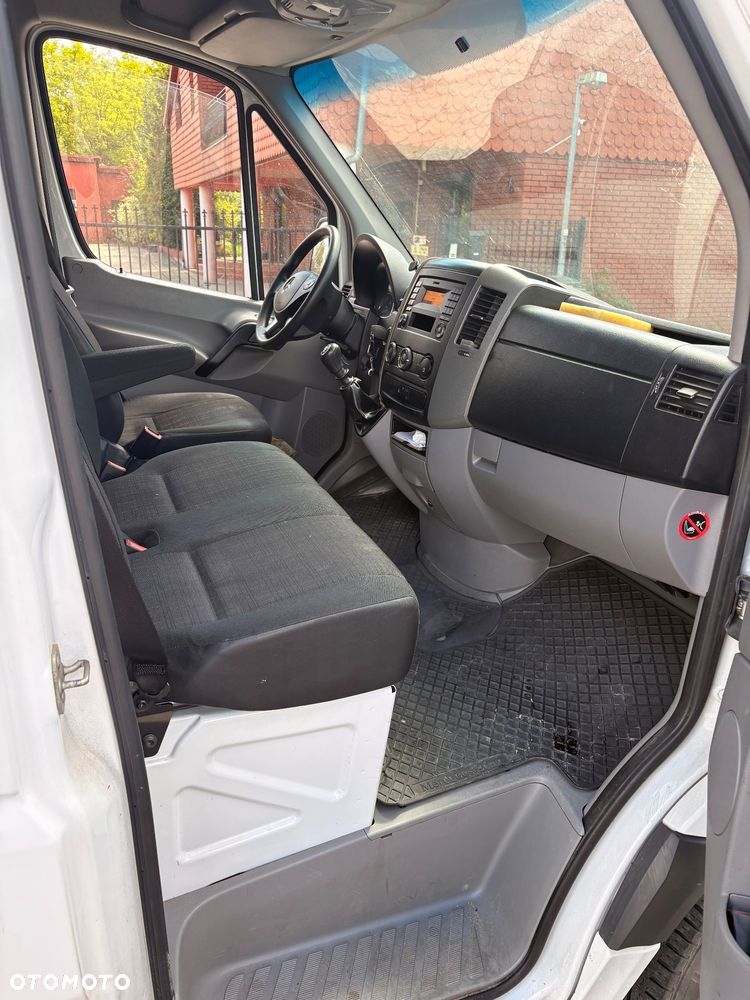 Mercedes-Benz SPRINTER - 8