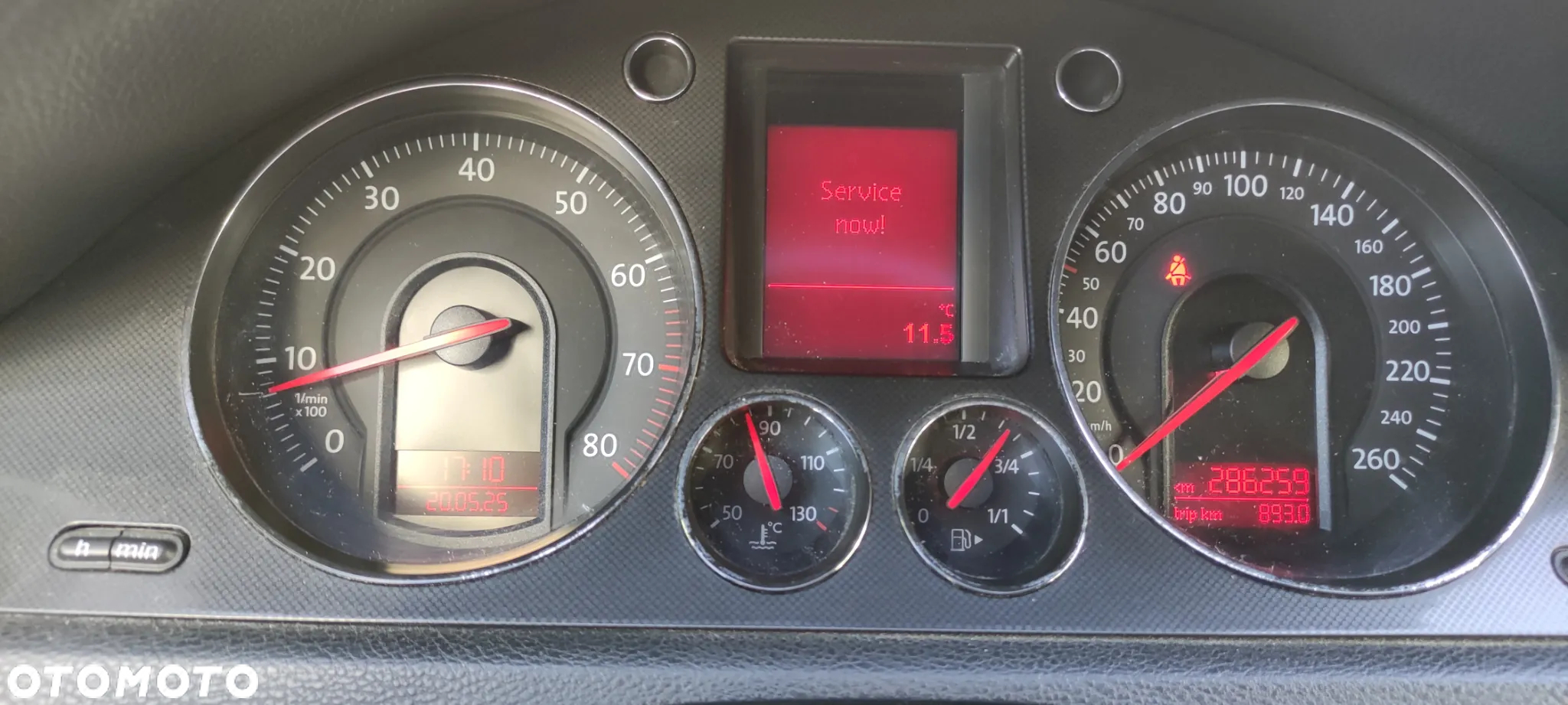 Volkswagen Passat 2.0 FSI Trendline - 8