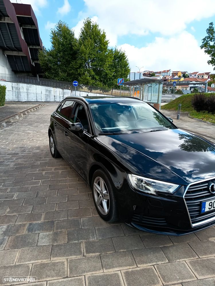 Audi A3 Sportback 1.6 TDI - 4