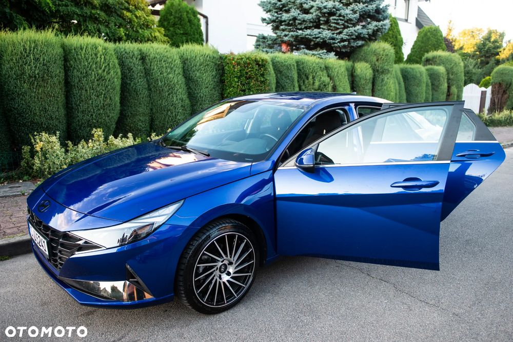 Hyundai Elantra 1.6 Executive - 15