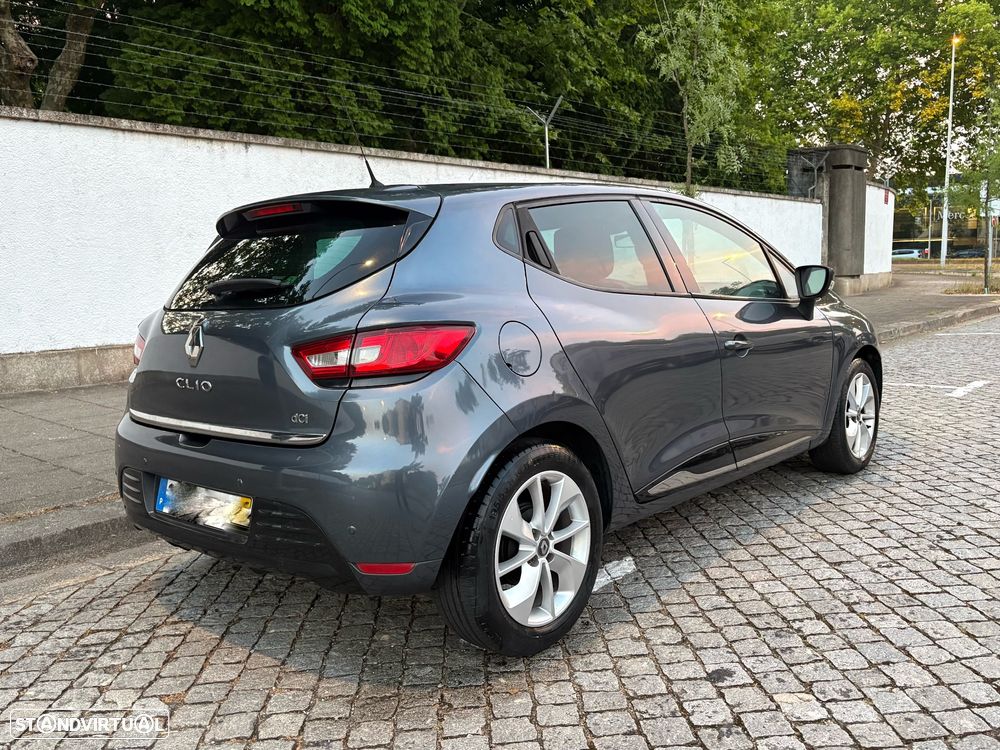 Renault Clio 1.5 dCi Limited EDition - 22