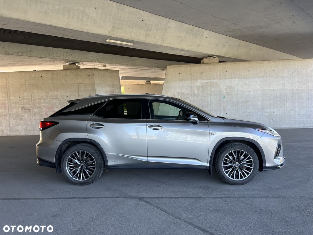 Lexus RX - 8