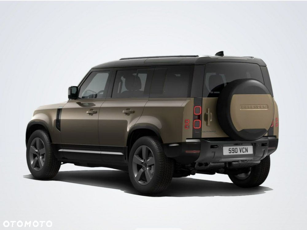 Land Rover Defender - 4