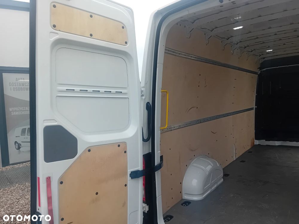 Volkswagen Crafter - 10