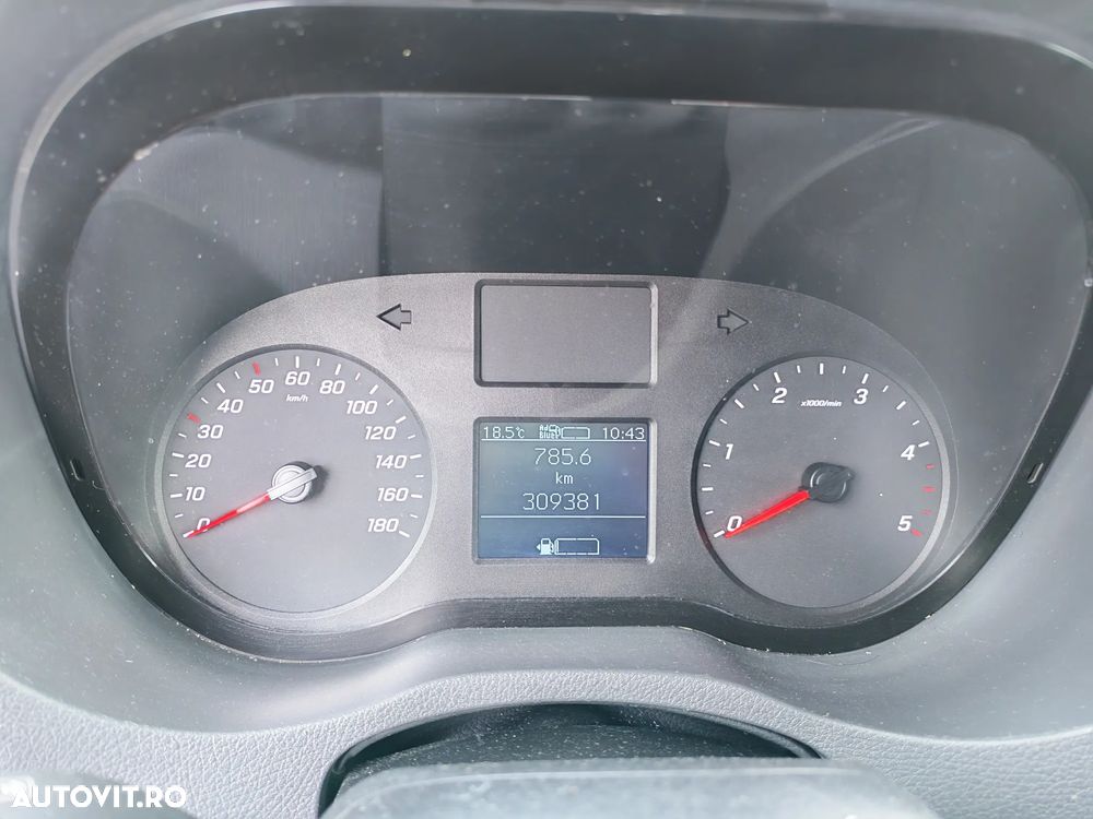 Mercedes-Benz Sprinter - 8