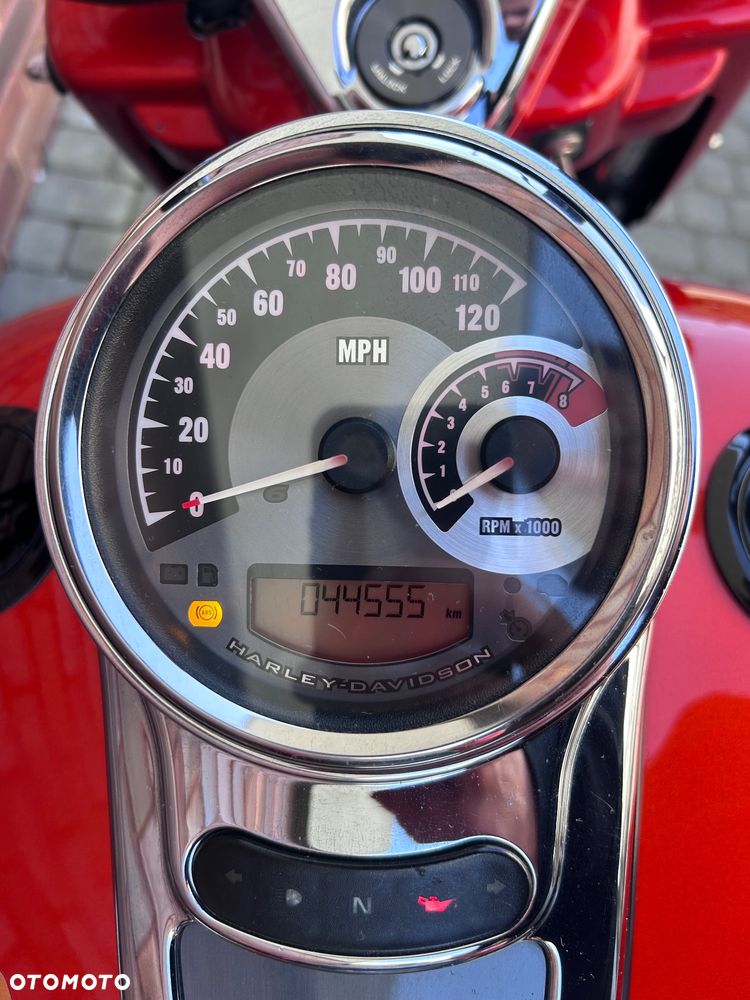 Harley-Davidson Touring Road King - 15