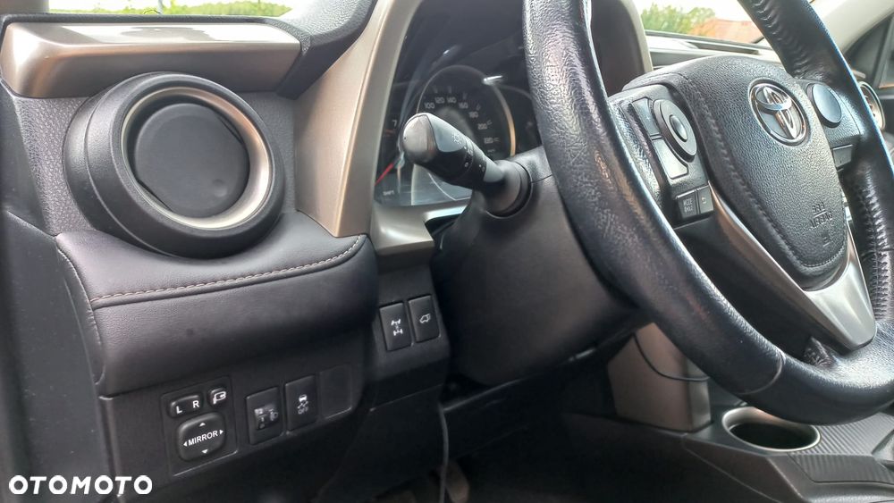 Toyota RAV4 2.2 D-4D Premium - 20