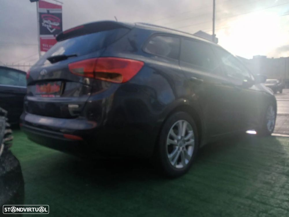 Kia Ceed SW 1.4 CRDi More - 8