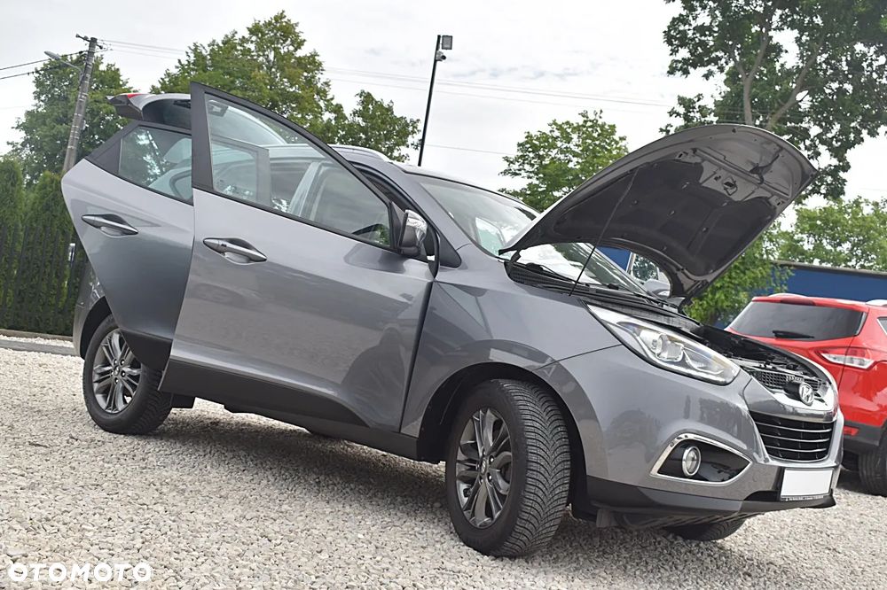 Hyundai ix35 1.6 2WD Fifa World Cup Edition - 17