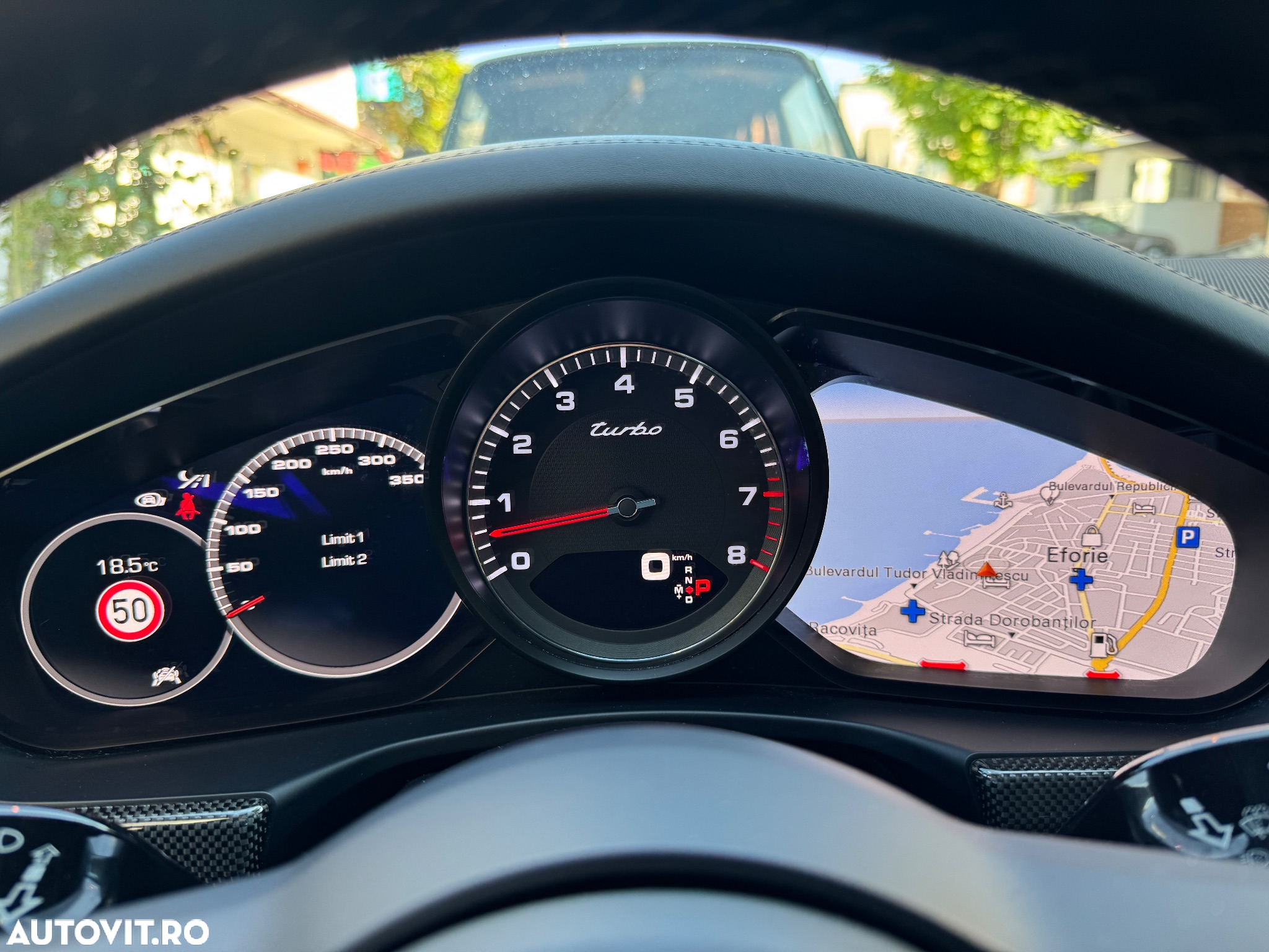 Porsche Panamera Turbo - 17