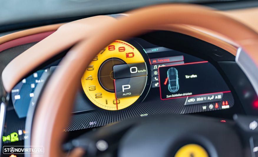 Ferrari Roma 3.9 Twin-Turbo V8 - 16