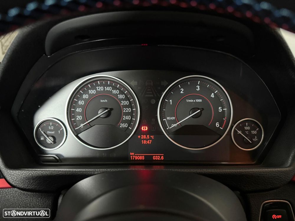 BMW 320 d EfficientDynamics - 14