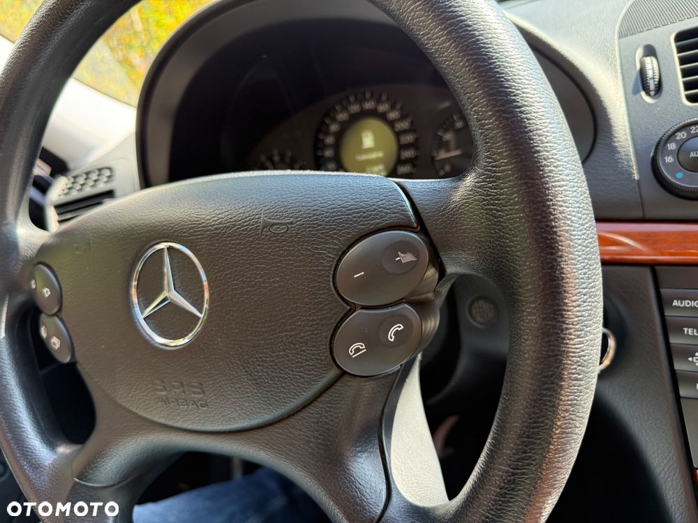 Mercedes-Benz Klasa E ver-200-kompressor-automatik-avantgarde - 14