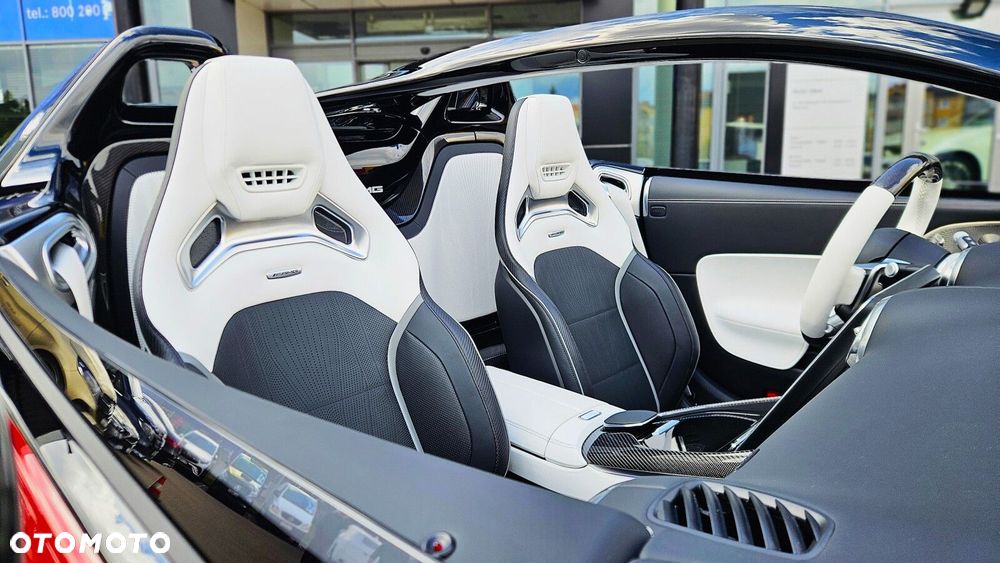 Mercedes-Benz AMG GT - 7