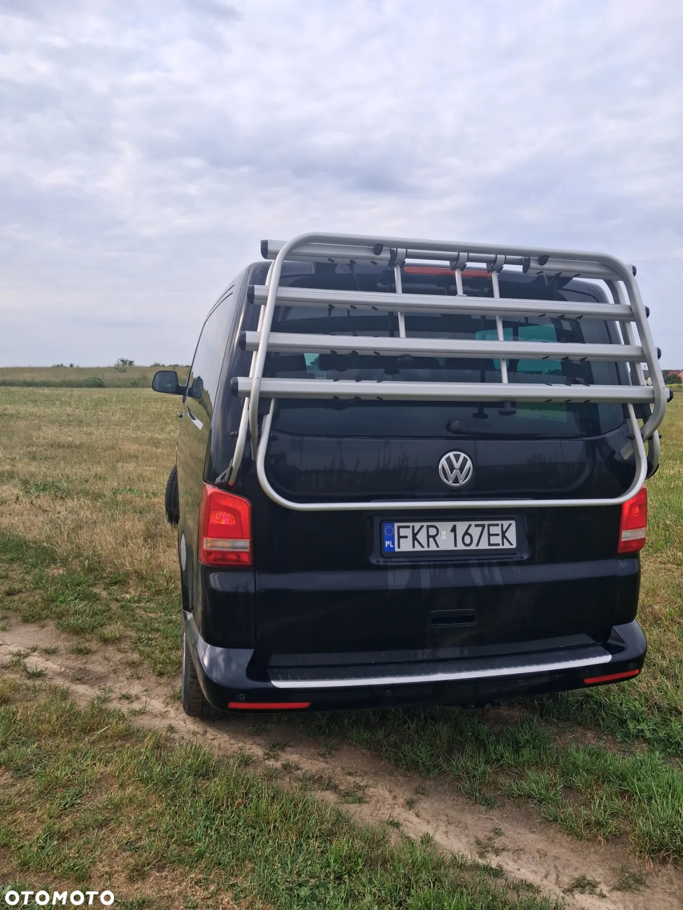 Volkswagen Caravelle - 2