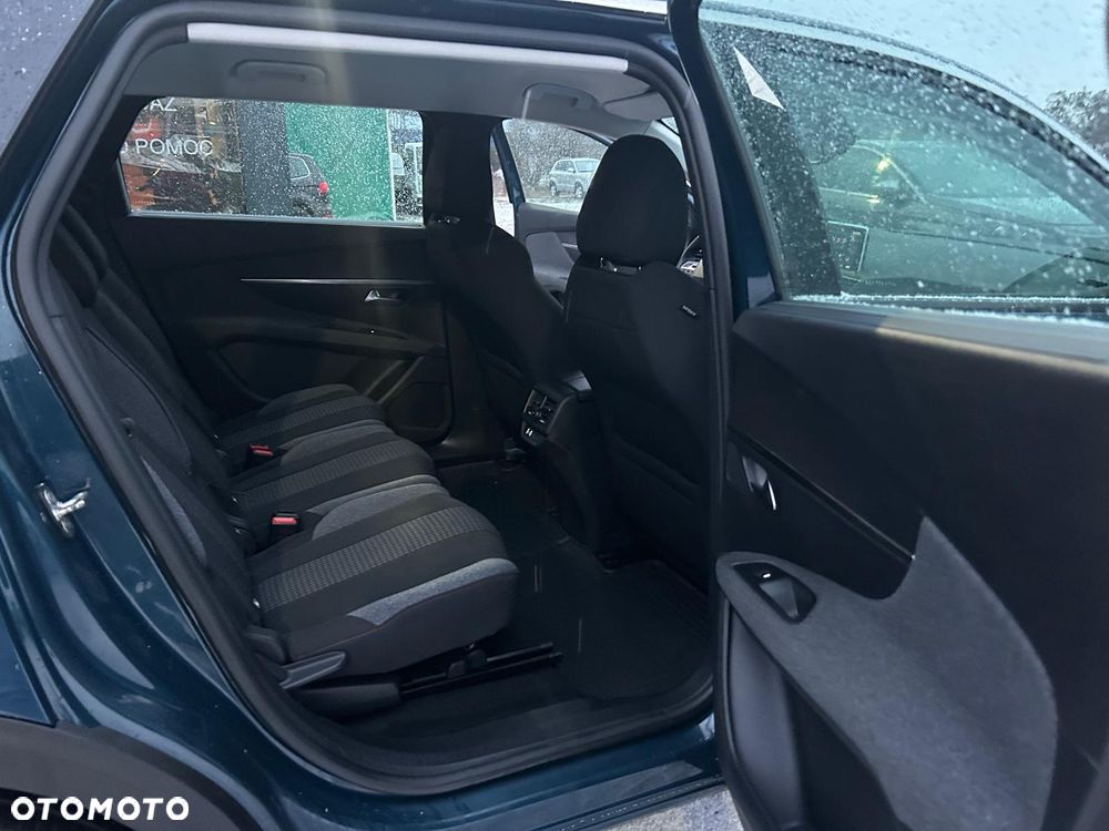 Peugeot 5008 BlueHDi 130 EAT8 Active - 21