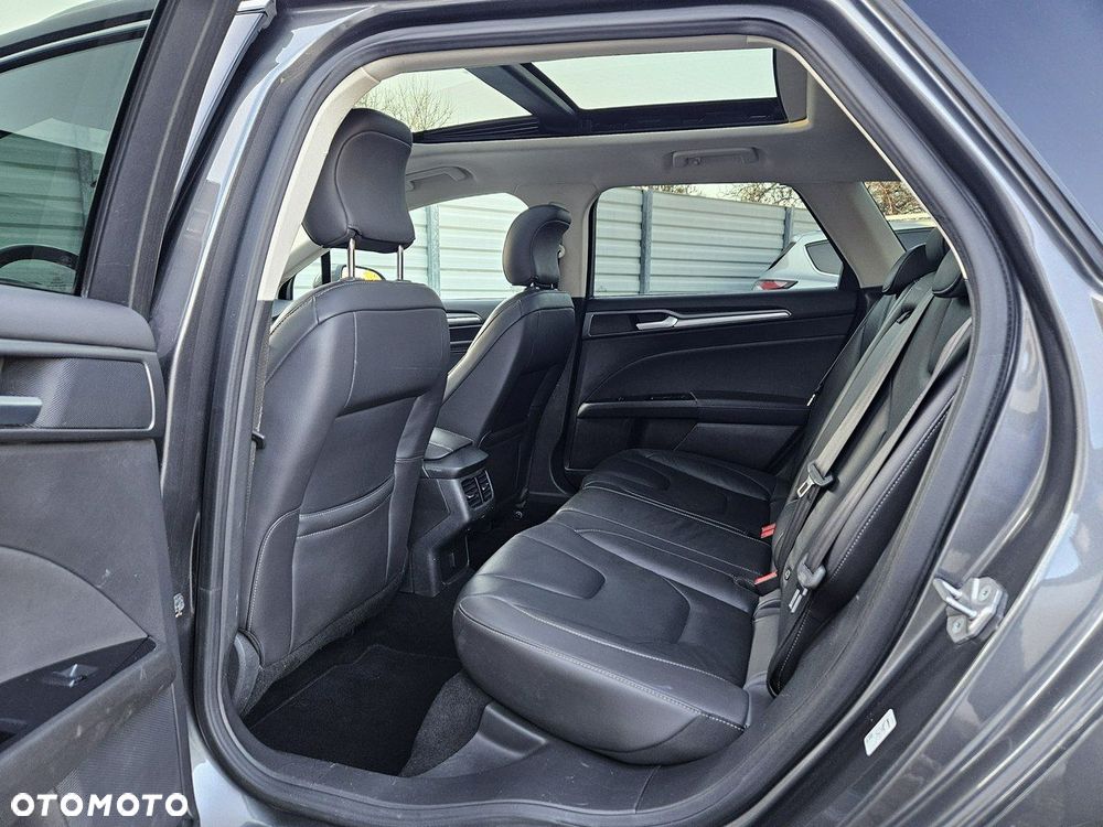 Ford Mondeo 2.0 TDCi Titanium 4WD - 24