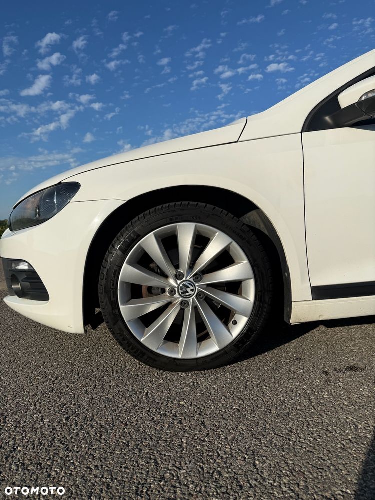 Volkswagen Scirocco 1.4 TSI DSG - 8