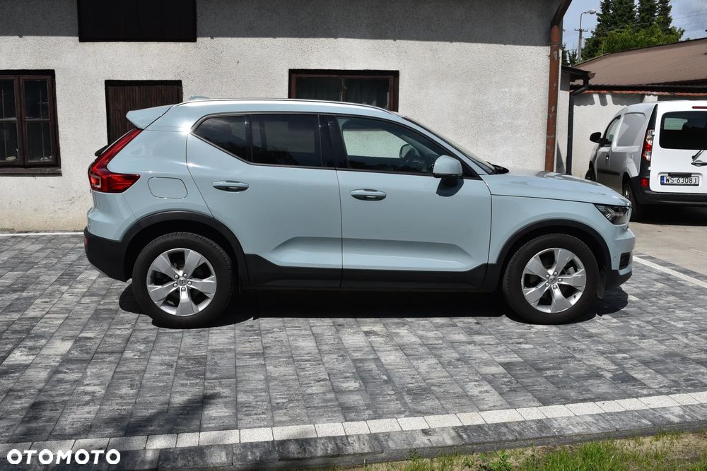 Volvo XC 40 T5 AWD Geartronic Momentum Pro - 9