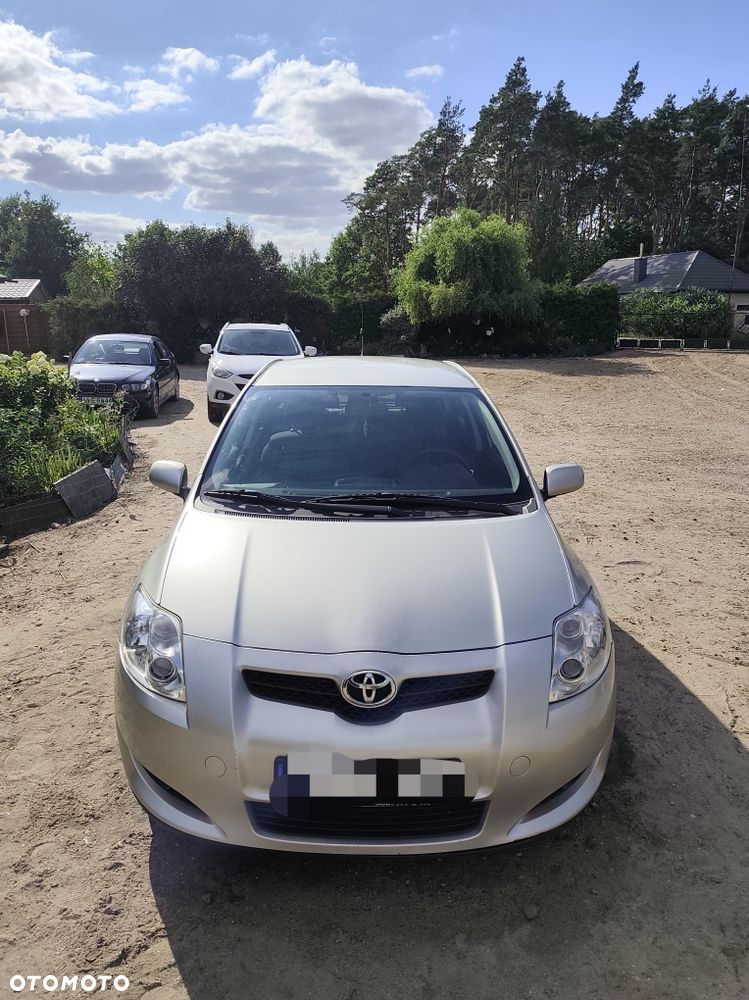 Toyota Auris - 1