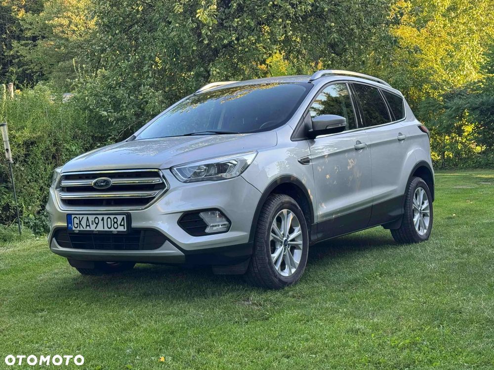 Ford Kuga - 1