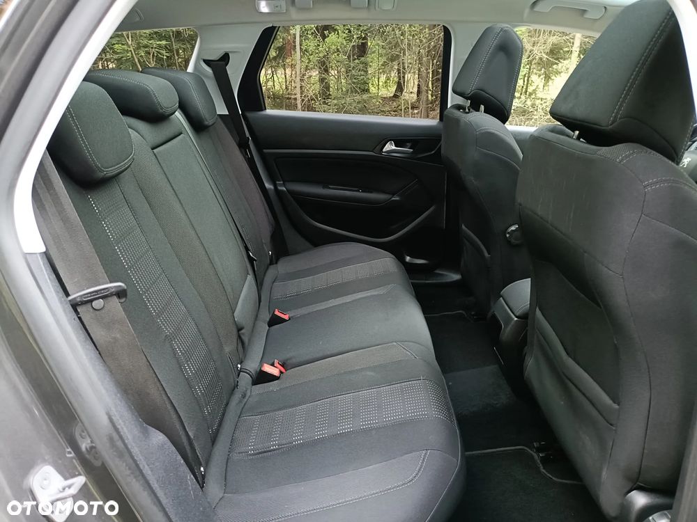 Peugeot 308 1.6 BlueHDi Allure S&S - 12