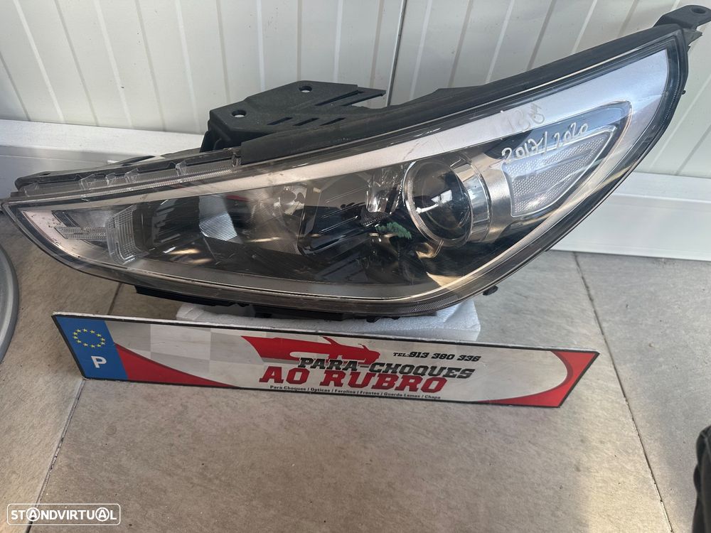 Farol esq Hyundai i30 2017/2022 - 1