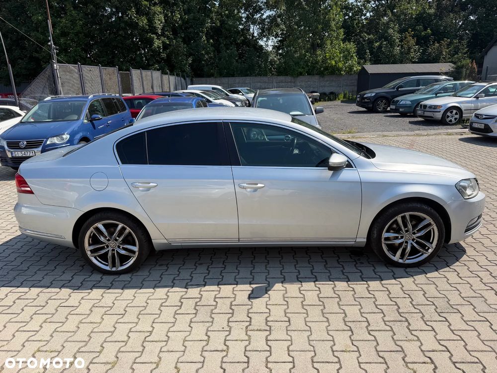 Volkswagen Passat 2.0 TDI Comfortline DSG - 6