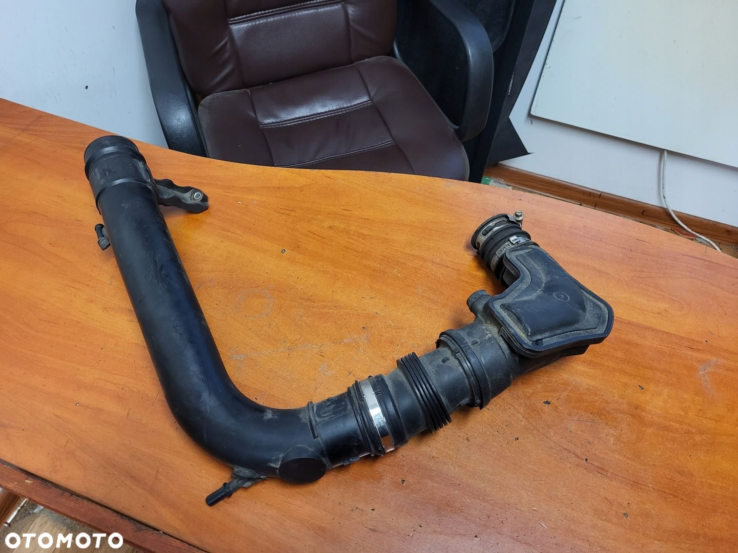 RURA DOLOT INTERCOOLERA FORD 1.0 ECOBOOST CV61-6C784-AG - 2