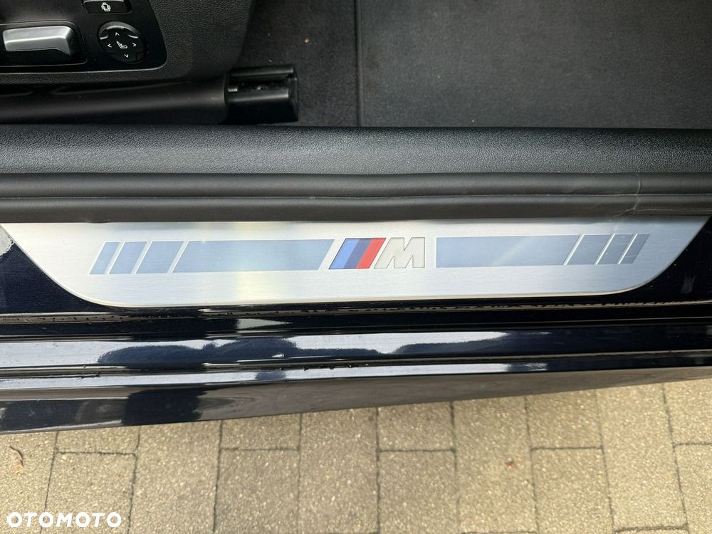 BMW Seria 8 - 10