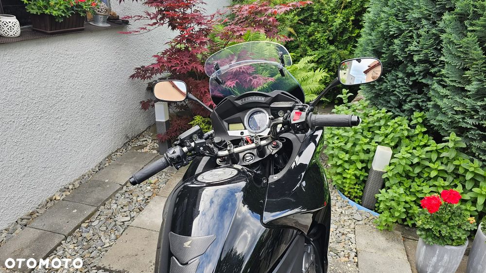 Honda CBF - 8