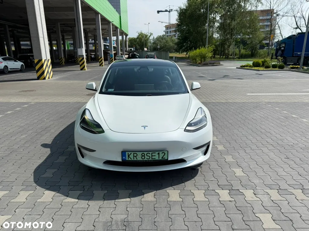 Tesla Model 3 Long Range AWD - 2