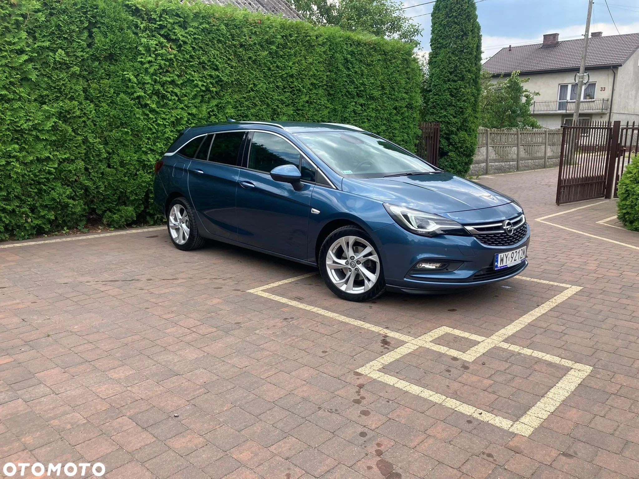 Opel Astra - 1