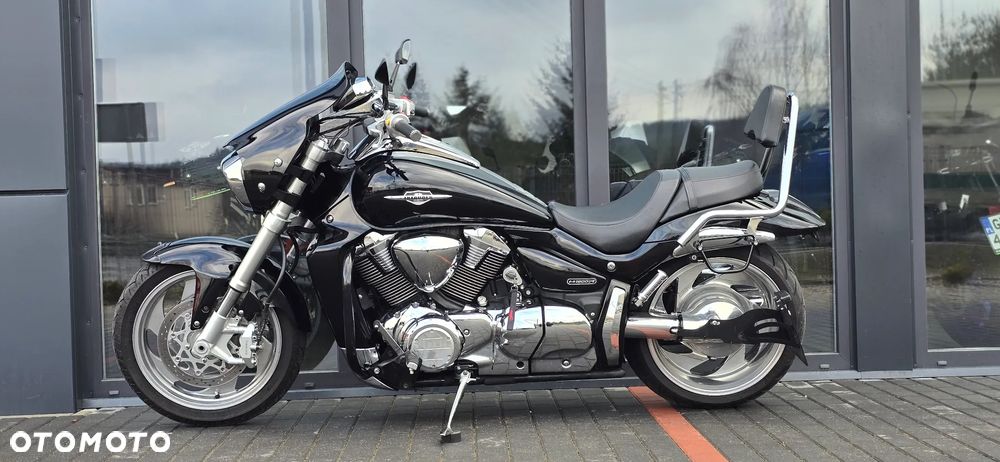 Suzuki Intruder - 22